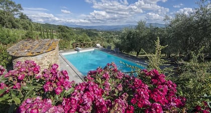 Villa San Lorenzo - Large private farmhouse style villa