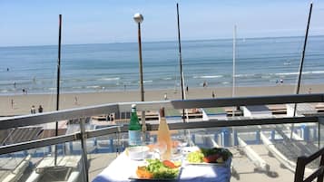 Buiten dineren