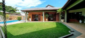 Exterior - House (SP)
