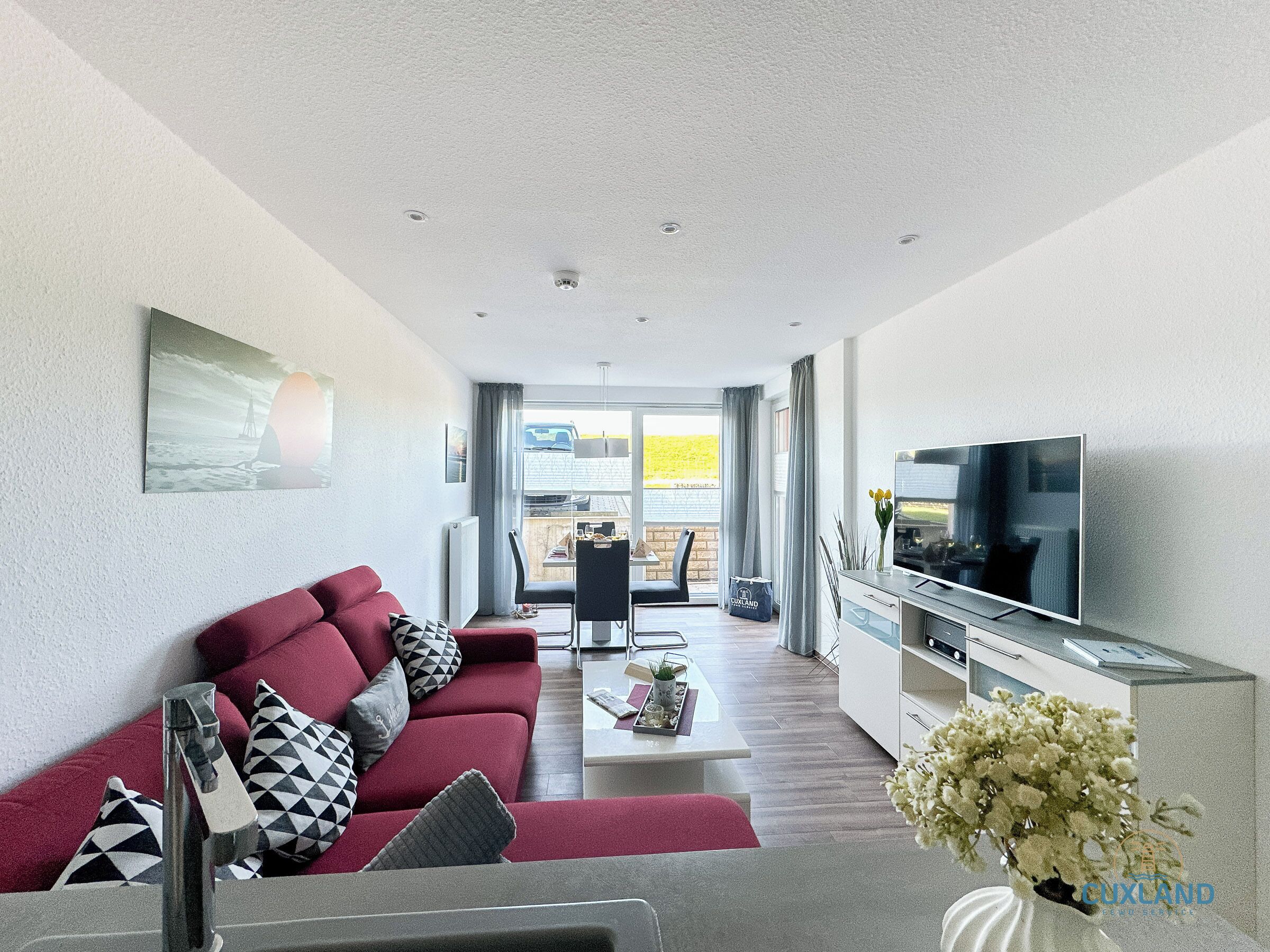 Télévision, lecteur de DVD, chaîne hi-fi