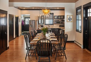 Dining - The Silver Rose - Luxury Home, Skiing Close! (Leadville)