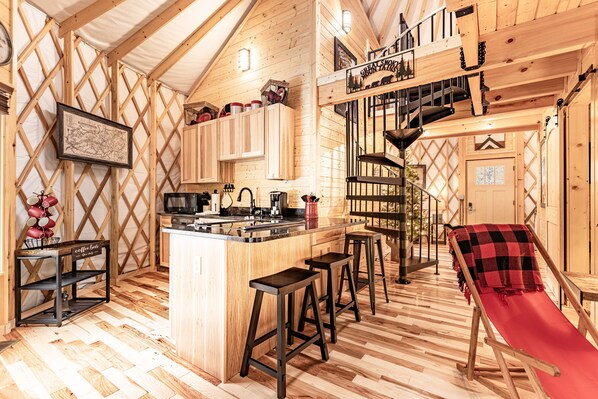 Fridge, microwave, dishwasher, coffee/tea maker