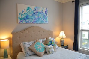 3 bedrooms, iron/ironing board, travel cot, free WiFi