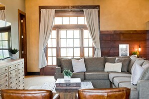 Televisio, Netflix, suoratoistopalvelut, musiikkikirjasto