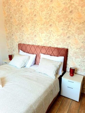 House | 1 bedroom, free WiFi, bed sheets - 1 Bed Family Apartment in Srima (Vodice)