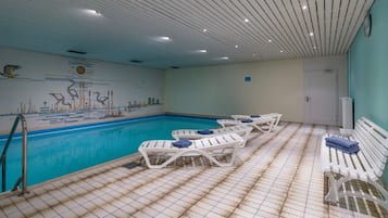 Innenpool, beheizter Pool