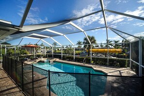 Beheizter Pool