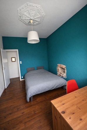 3 chambres, bureau, fer et planche à repasser, Wi-Fi gratuit