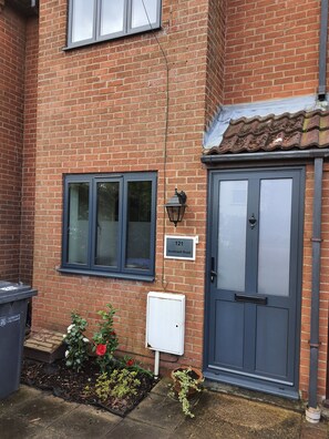 تفاصيل الفندق من الخارج