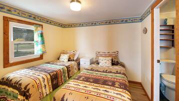 2 bedrooms, free WiFi, bed sheets