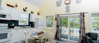 Anchor's Away, Russell Island