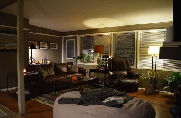 Interior - Cozy Mid Century Home (North Little Rock)