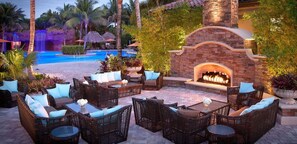 Property grounds - PLAYERS CLUB at Lely Resort! Home with NEW heated salt water pool on golf course (Naples)