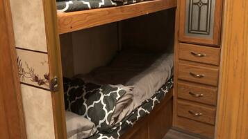 2 bedrooms, bed sheets