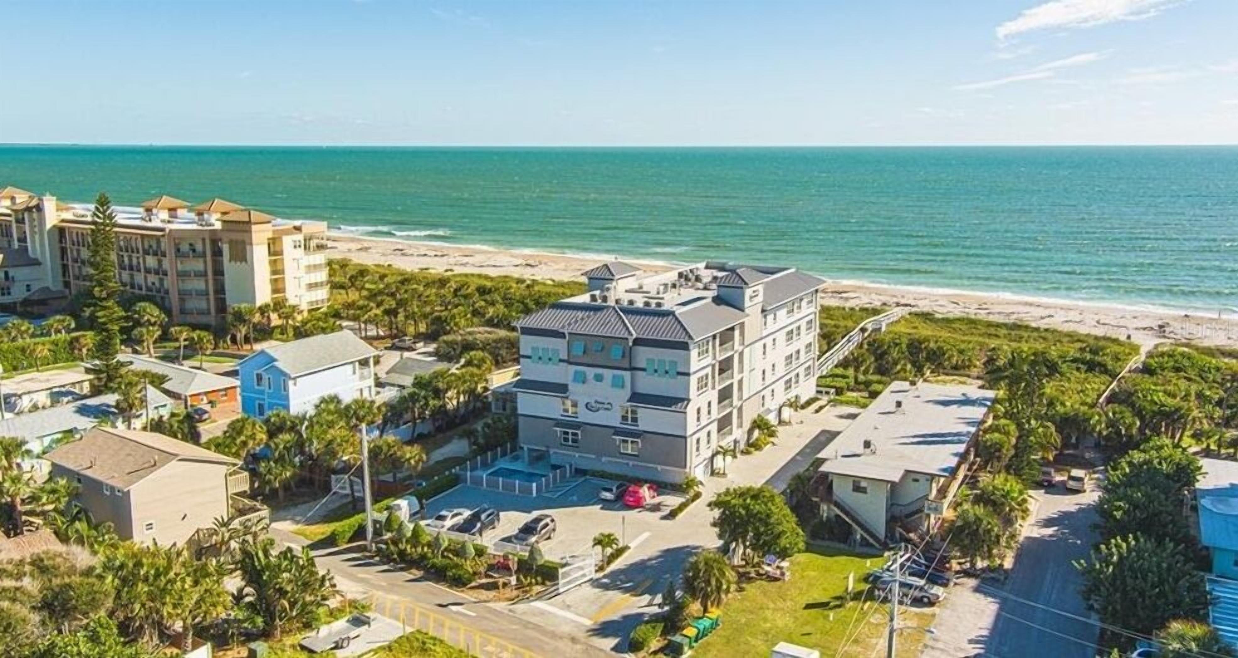 2019 NEWLY BUILT Beach Front Condo