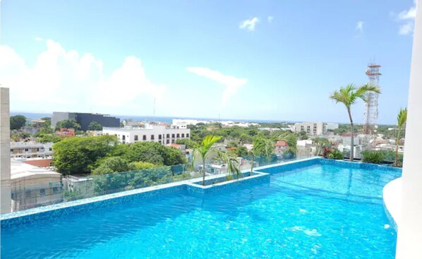 Piscine extérieure