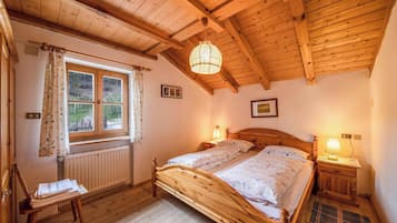 3 habitaciones, wifi gratis y ropa de cama