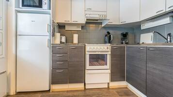 Fridge, microwave, cookware/dishes/utensils