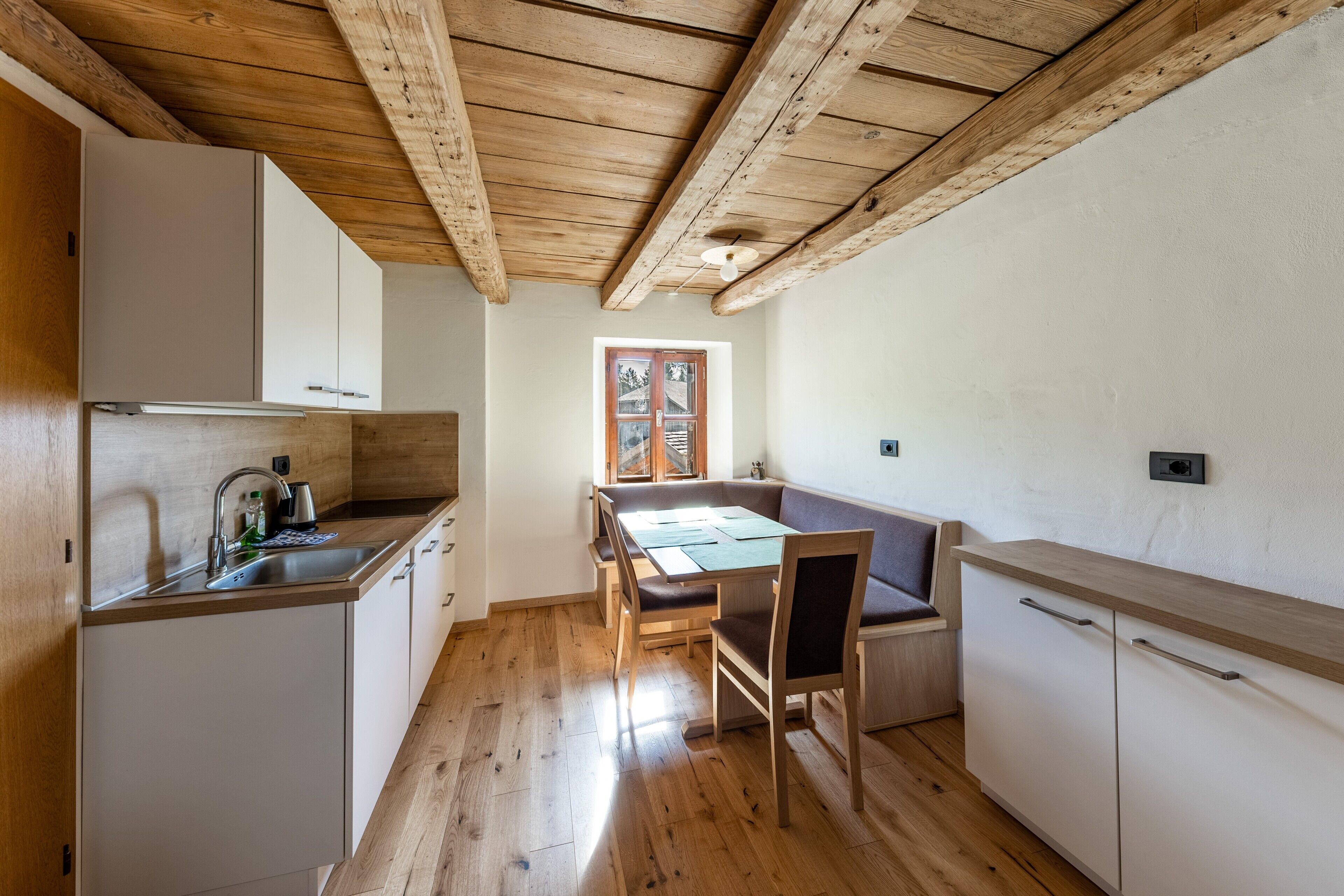 Kühlschrank, Ofen, Herdplatte, Geschirrspüler