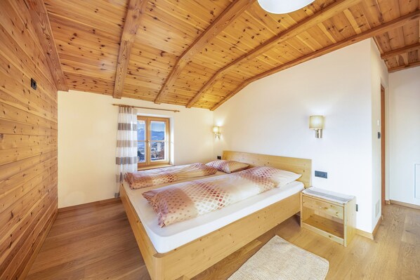2 habitaciones, wifi gratis y ropa de cama 