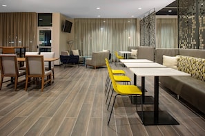 Lobby - TownePlace Suites by Marriott Orlando Airport (Orlando)