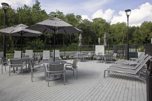 Property grounds - TownePlace Suites by Marriott Orlando Airport (Orlando)