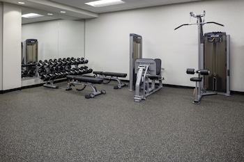 Fitness center at TownePlace Suites by Marriott Orlando Airport