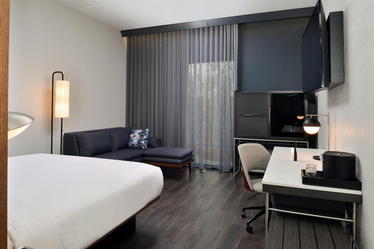 Room, 1 King Bed with Sofa bed, Non Smoking | Desk, iron/ironing board, free WiFi, bed sheets