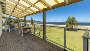Outdoor dining - Beachscape in Long Beach (LONG BEACH)