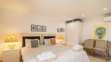 1 chambre, fer et planche Ă  repasser, Wi-Fi gratuit, draps fournis