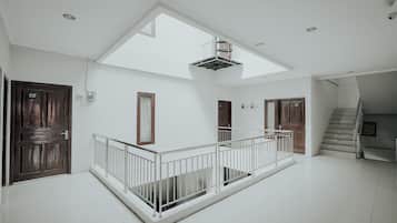 Lorong