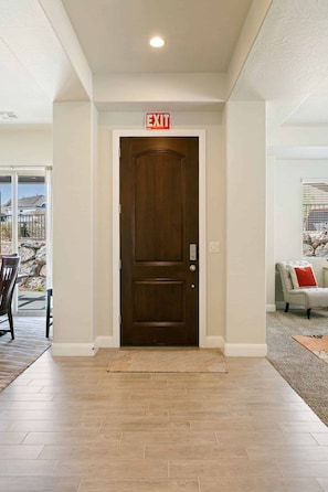 Townhome, 3 Bedrooms | Interior