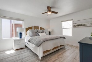 3 bedrooms, iron/ironing board, free WiFi, bed sheets