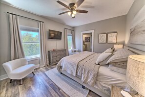 3 slaapkamers, een bureau, een strijkplank/strijkijzer, gratis wifi