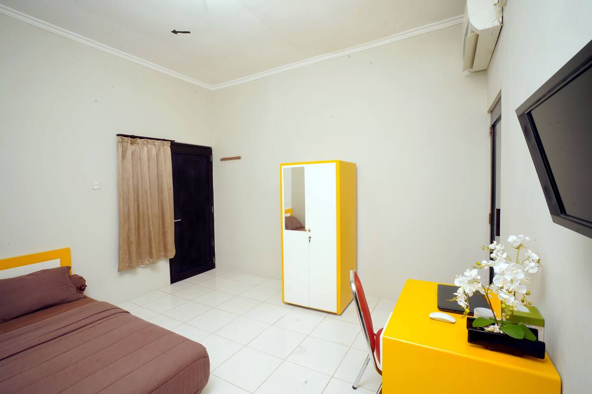 Deluxe Room | Desk, soundproofing, free WiFi, bed sheets