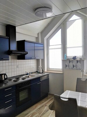 Imagen sin descripción, 3 de 16, botón