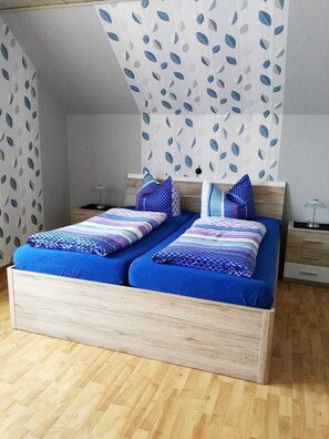 2 bedrooms, travel crib, WiFi, bed sheets