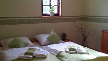 1 Schlafzimmer, Reisekinderbett, WLAN, Bettwäsche