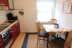 Køleskab, mikrobølgeovn, ovn, opvaskemaskine