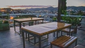Outdoor dining - Hotel 1988 Guanajuato (Guanajuato)