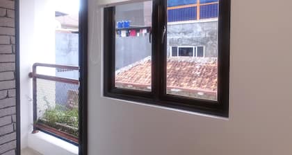 Dparagon Gajah Mada
