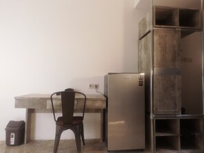 豪華客房 | 書桌、隔音、免費 Wi-Fi、床單