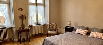 Magnifique Appartement Style Maison de Famille