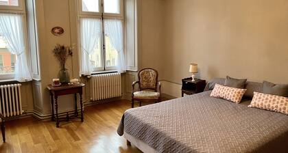 Magnifique Appartement Style Maison de Famille