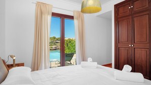 Room - LA CITA Cala Marçal - Luxury Sea Experience!! (Felanitx)