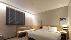 星評価なしの画像、4 / 64、ボタン