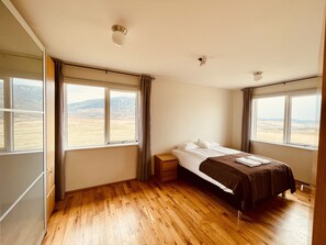 Wifi gratis y ropa de cama