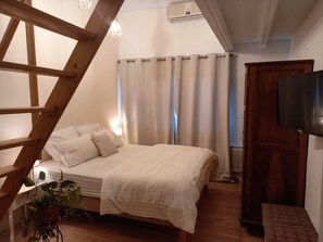 3 chambres, fer et planche à repasser, Wi-Fi, literie fournie