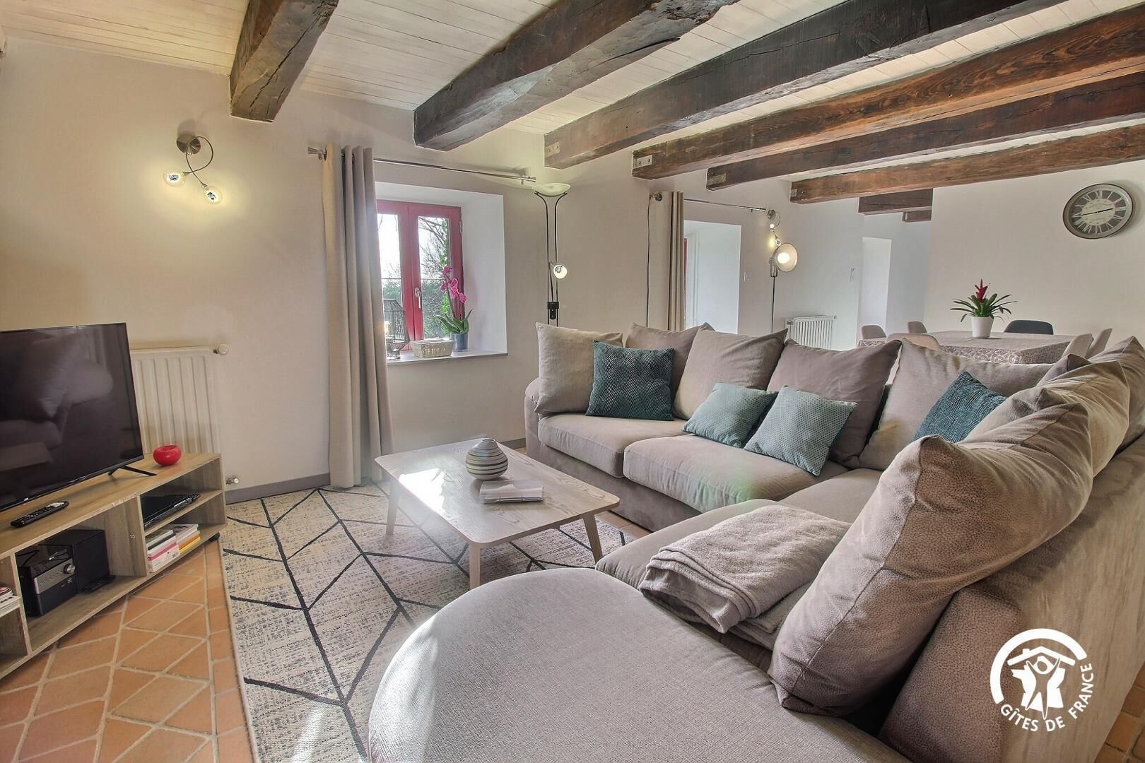 TV, fireplace, DVD player, table tennis