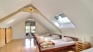 3 bedrooms, iron/ironing board, travel cot, free WiFi - Le Gîte des Etangs - Marzan (MARZAN)